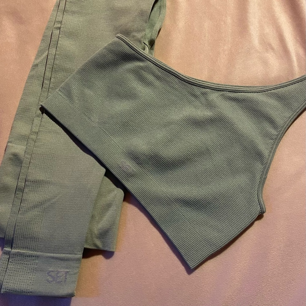 SETactive MATCHA legging and bra set💚